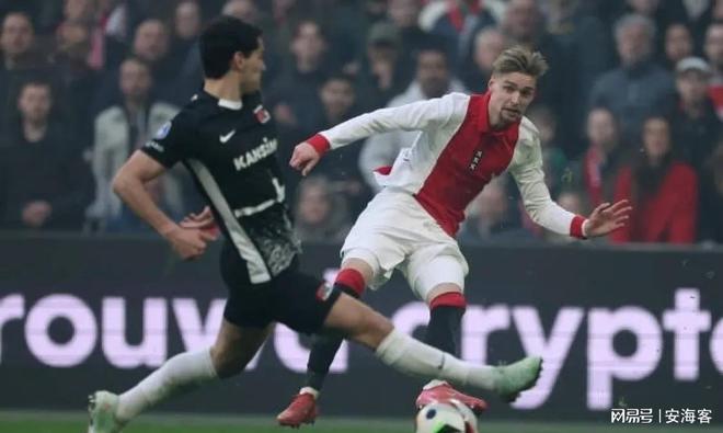 借出色的团 借出色的团