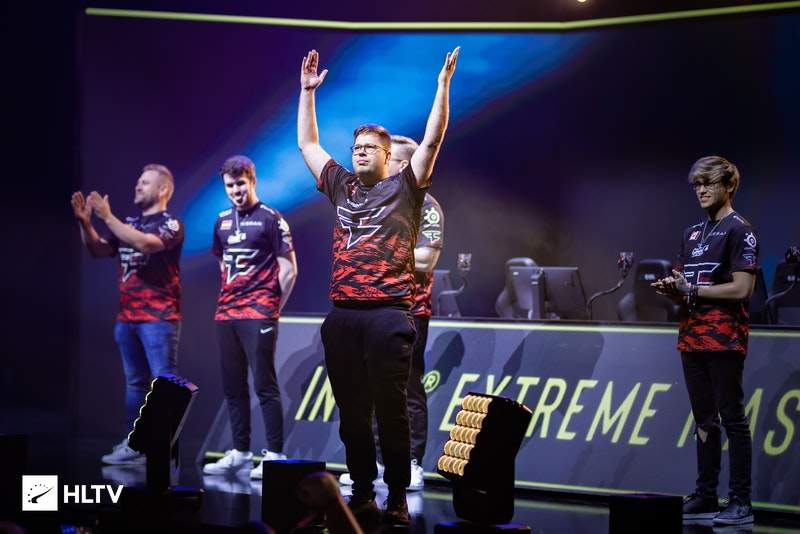 马丁内利签 马丁内利签